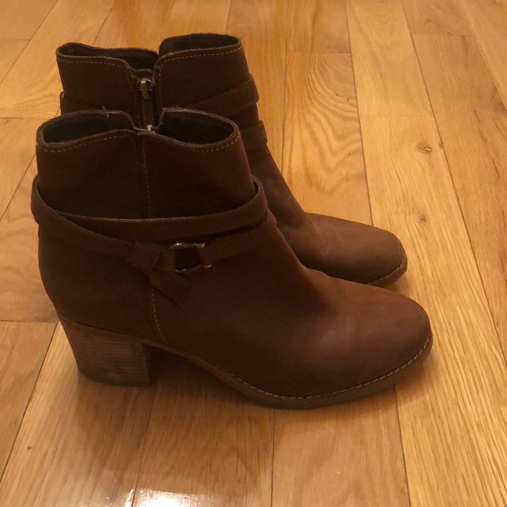 Leather Sperry Booties